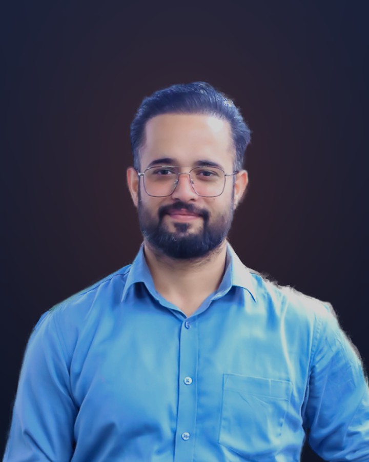 Arjun Sareen, Head of Business Development at Resourcifi